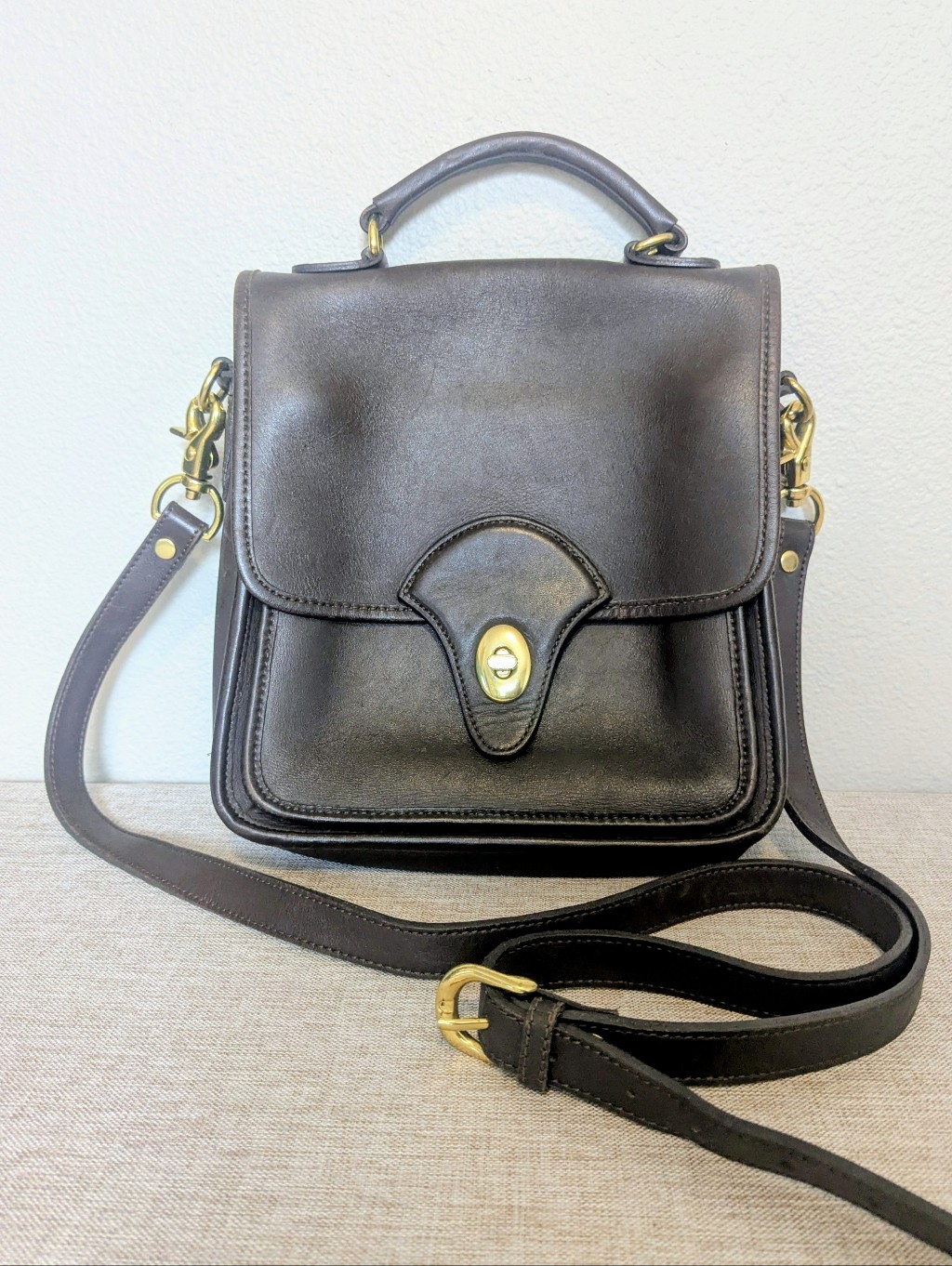 Kirkland Signature Brown Genuine Leather